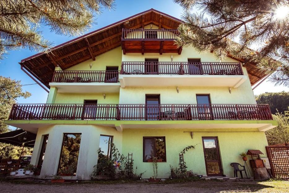 Grandemi Belvedere Bucovina Frasin Luaran gambar